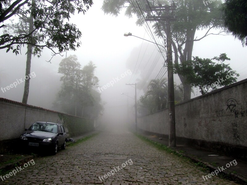 Petrópolis Fog Mountain Town Street Sawmill