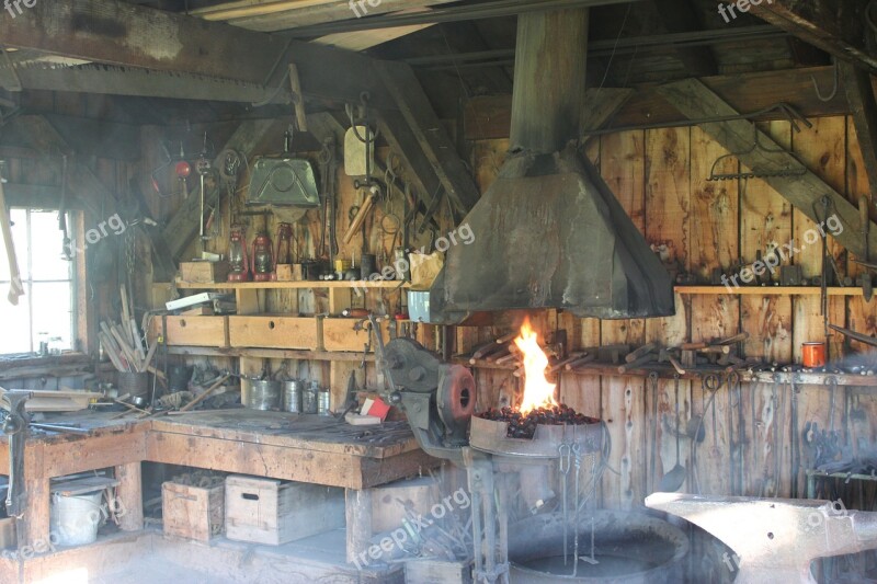 Blacksmith Shop Workshop Craft Equipment