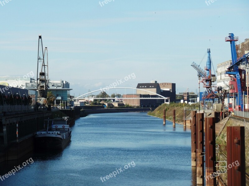 Rhine Port Neuss Bridge City