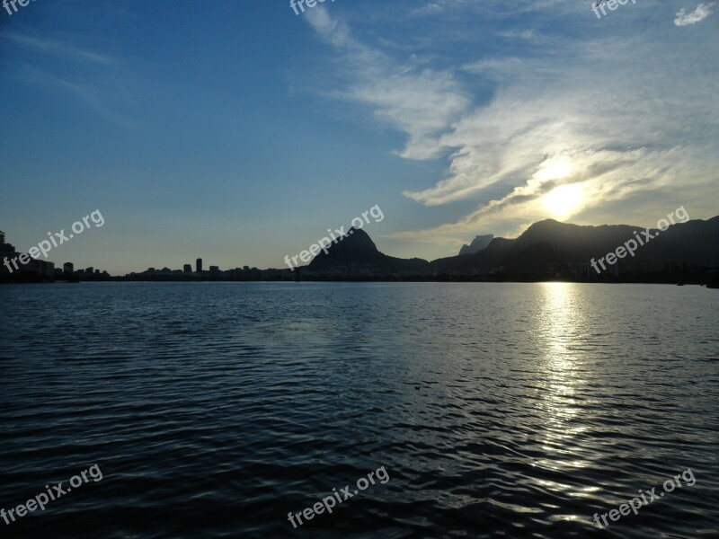 Rio De Janeiro Pond Lagoa Rodrigo De Freitas Brazil Free Photos