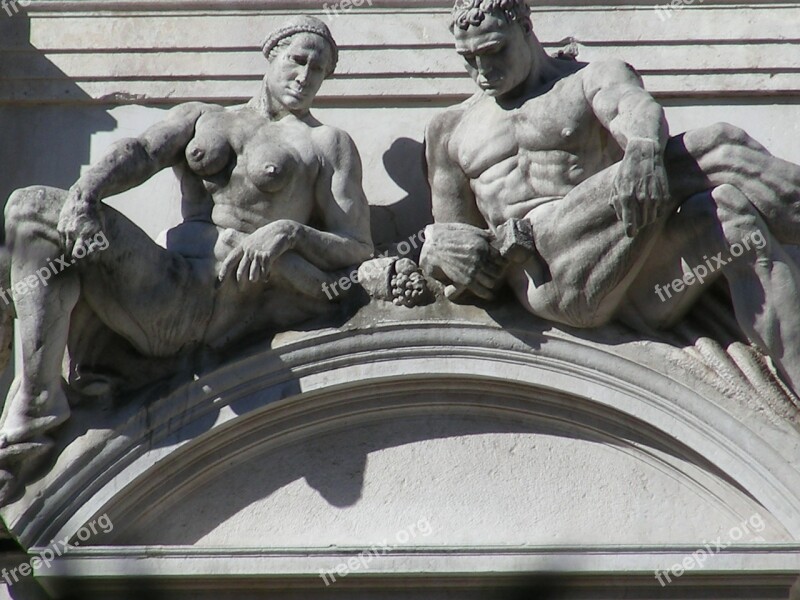 Bergamo Statues Italy Italian Building