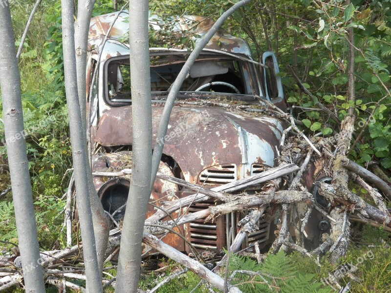 Car Junk Rust Damaged Old