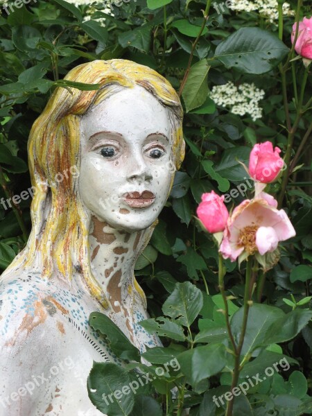 Sculpture Decay Art Garden Rose