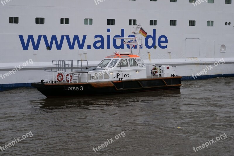 Pilot Boat Pilot Shipping Pilotage The Pilot Vessel