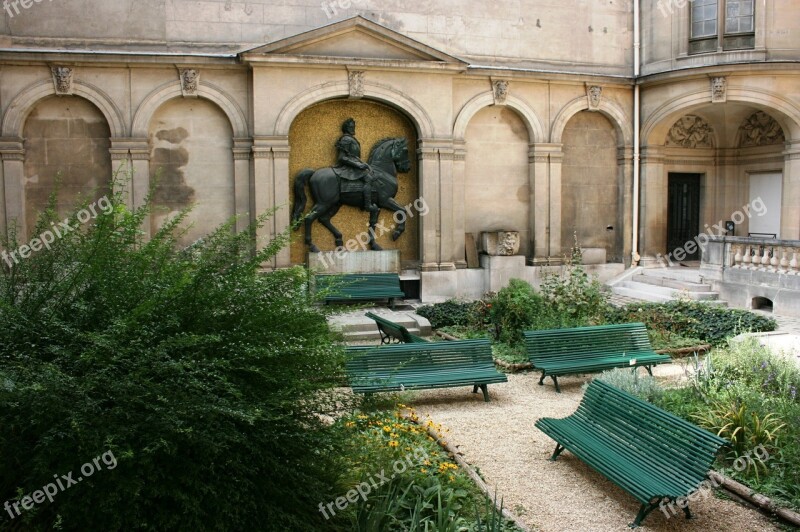 Carnavalet Museum Internal Courtyard Paris Free Photos