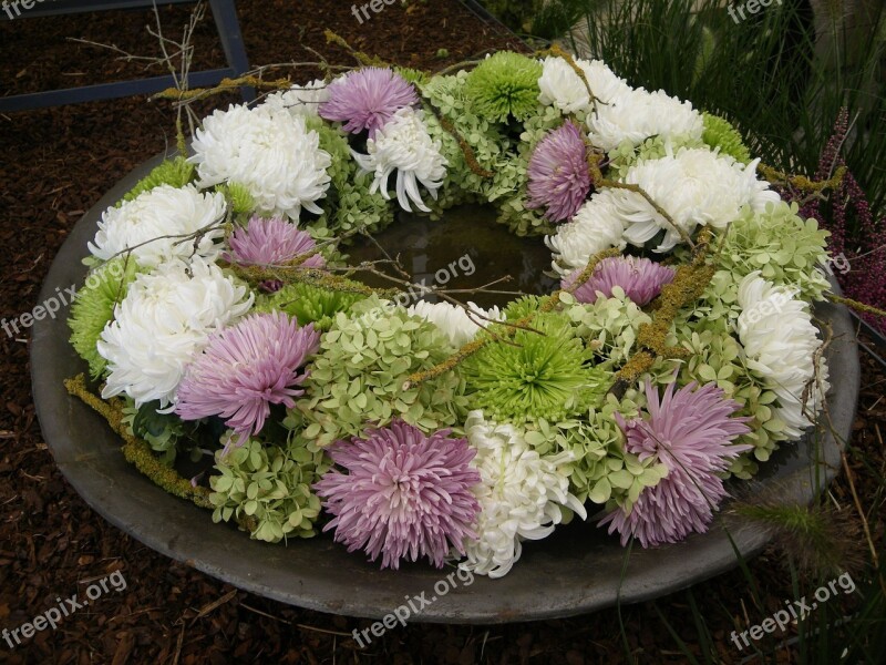 Wreath Flowers Arrangement Wreaths Flora