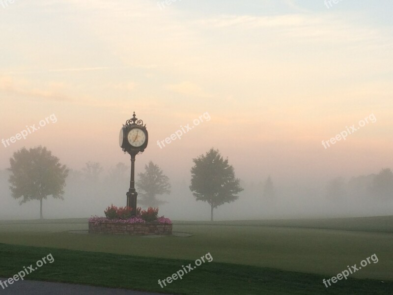 Clock Park Mist Atunyote Morning