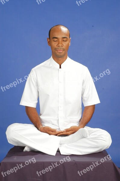 Man Buddhist Meditate Wat Phra Dhammakaya