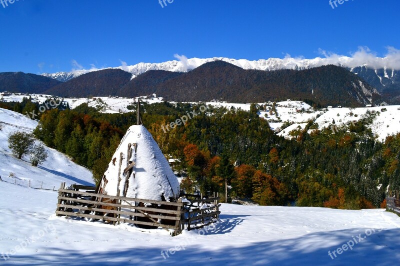 Moeciu Landscape Mountain Nature Carpathians