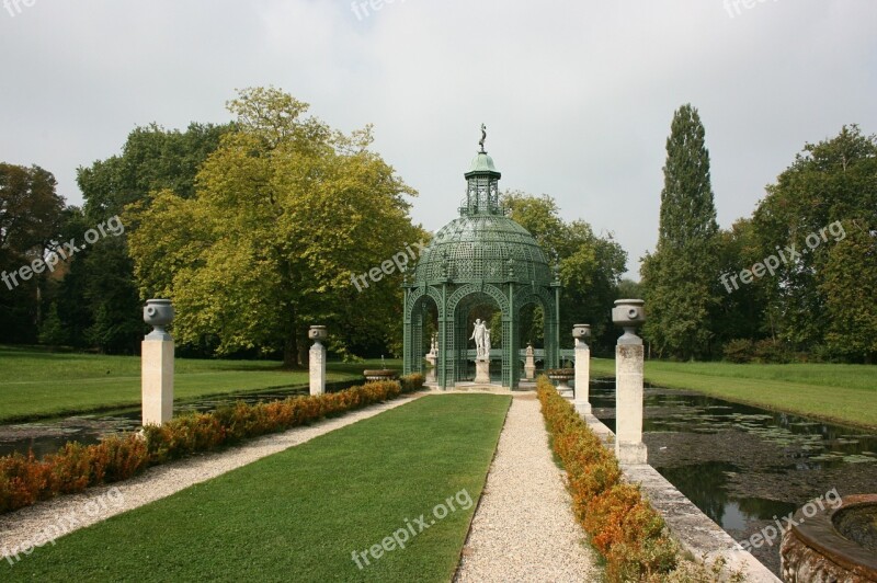 Garden English Garden Island Of Love Château De Chantilly France