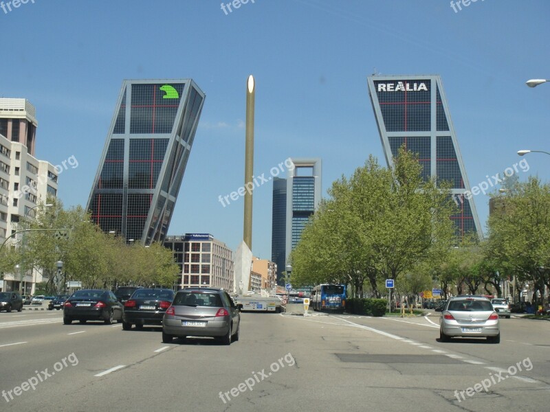 Torres Kio Leaning Towers Madrid Buildings Free Photos