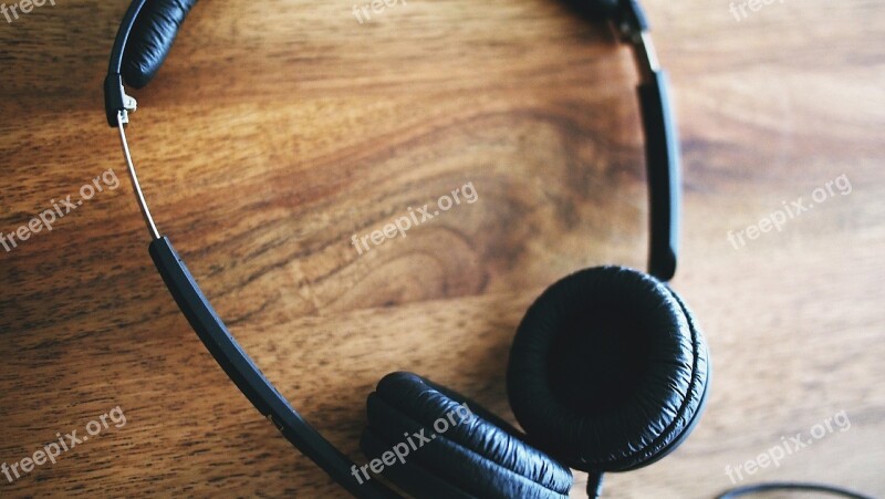 Headphones Listening To Music Music Listen Entertainment