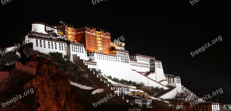 The Potala Palace Tibet Night The Solemn The Magnificent