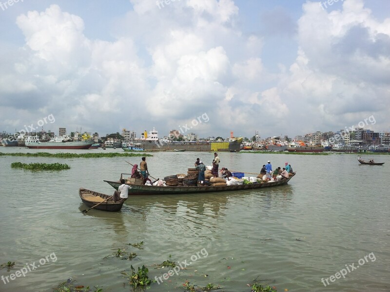 Bangladesh Dhaka Buriganga River Boat People