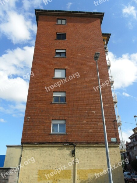 Building Lamppost Urban Free Photos