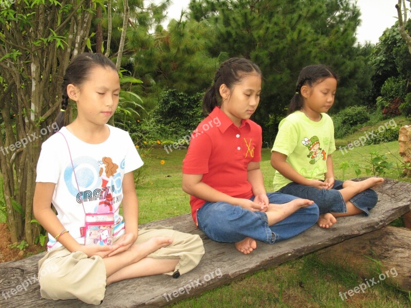 Children Buddhists Bench Tailor Seat Meditate