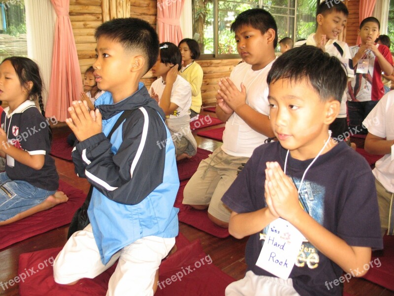 Children School Buddhists Camp Pray