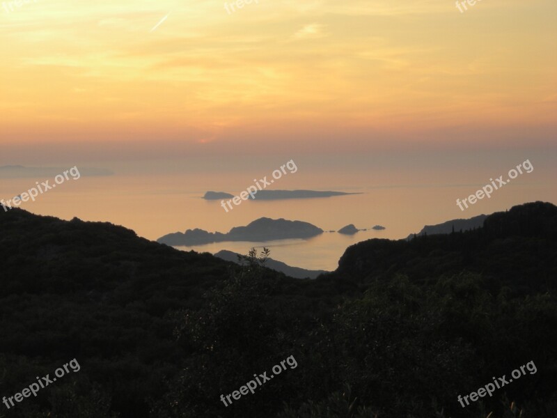 Sunset Ocean View Island Mist