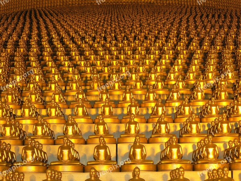 Dhammakaya Pagoda More Than Million Budhas Gold