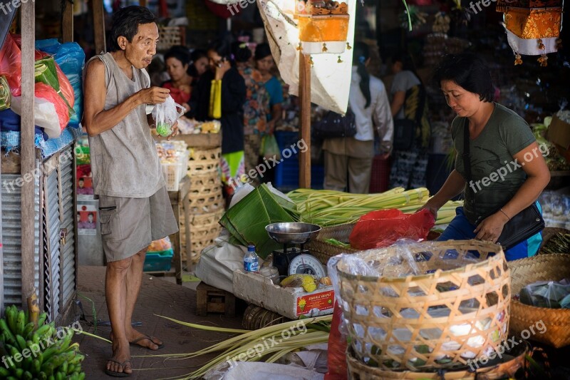 Market Market Woman Kund Man Woman