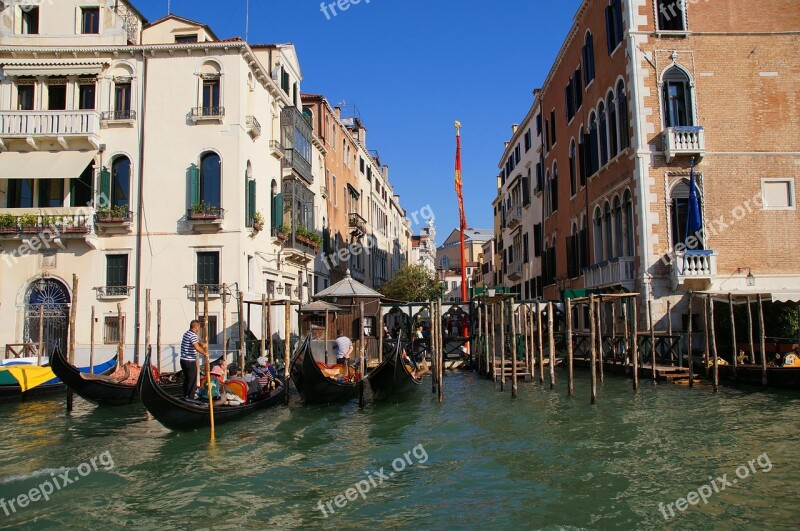 Italy Vacations Venice Venezia Gondolas