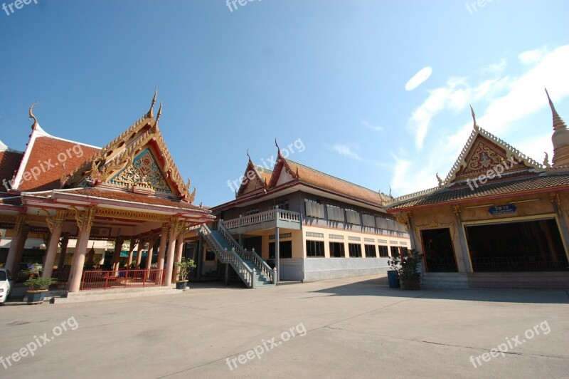 Temple Thailand Buddhists Observe Religious