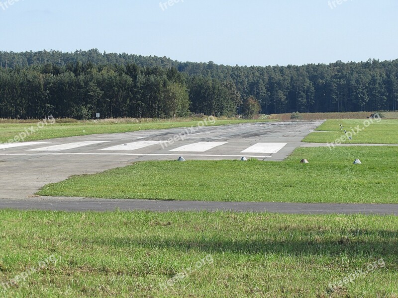 Airfield Airport Tarmac Runway Free Photos