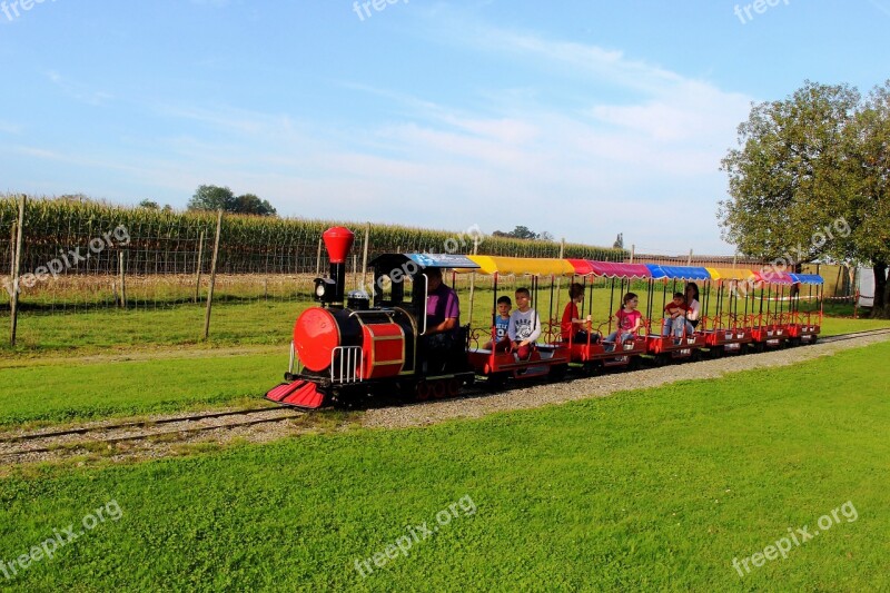 Theme Park Tour Railway Children Fun