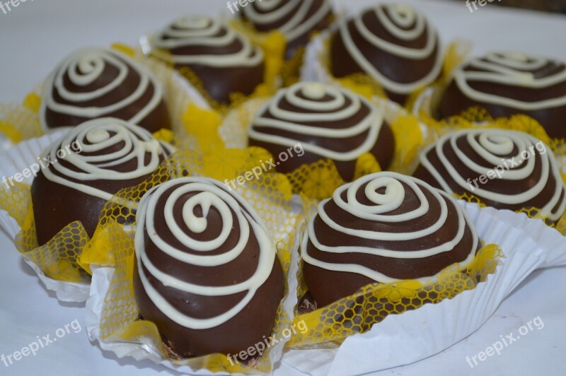 Chocolate Bonbon Chocolate Praline Free Photos