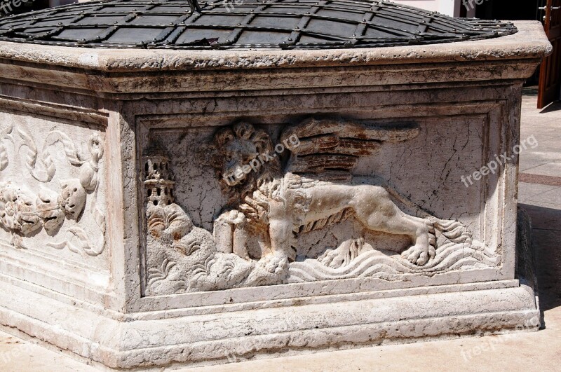 Lion Of Venice Croatia Istria August Borgo