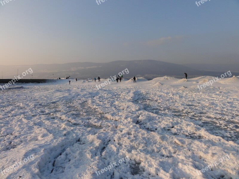 Lake Winter Snow Beach White