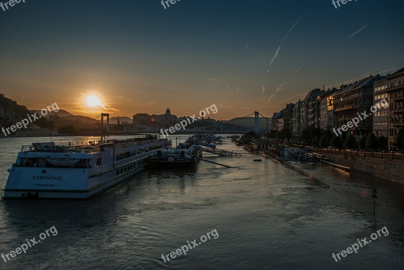 Flood Budapest Hungary River Sunset