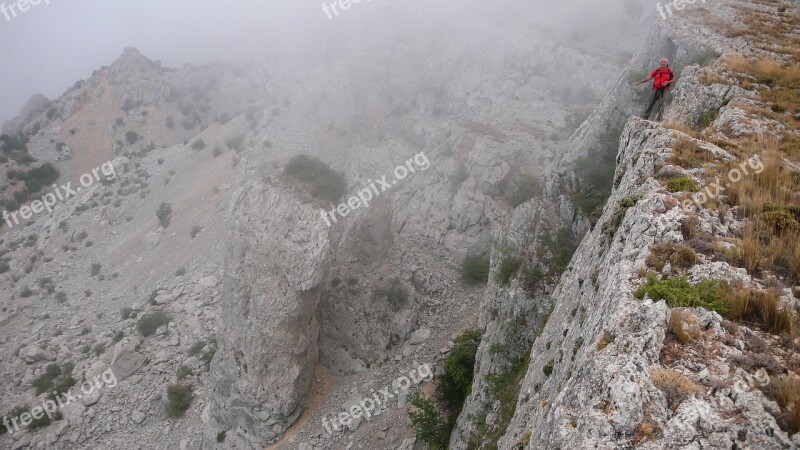 Hiking Mountains Mountains Of Alicante Cliffs Cut And Cliffs