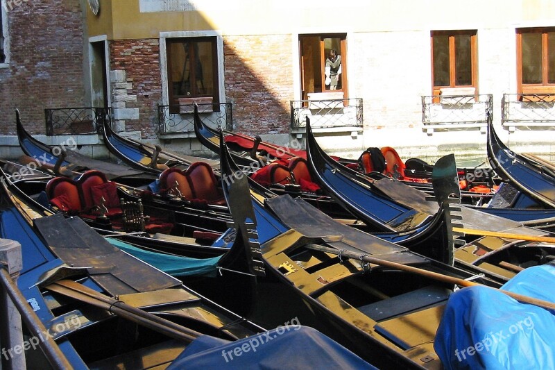 Gondolas Italy Venice Gondolier Channel