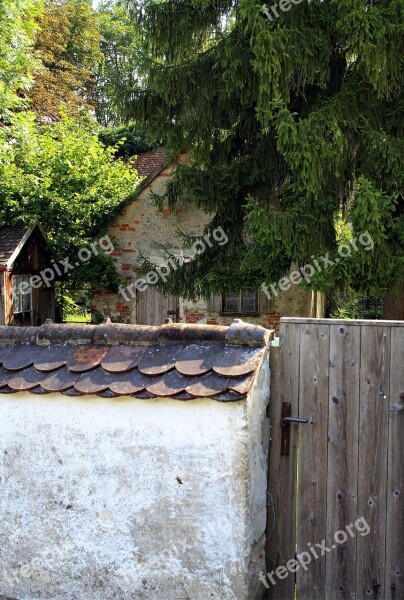 Old House Garden Wall Wall Wooden Door Romantic