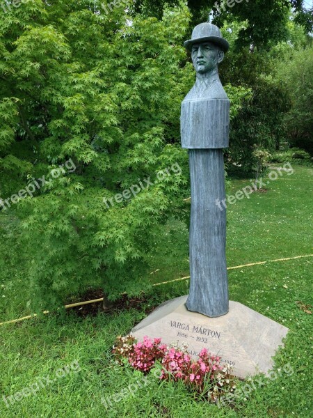 Varga Márton Statue Garden Green Budapest