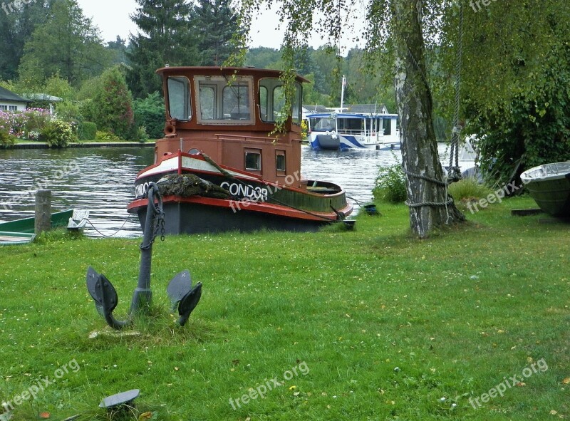 Fishing Boat Old Ship Berth Water