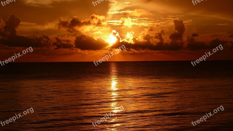 Sunset Ocean Sea Dramatic Sun