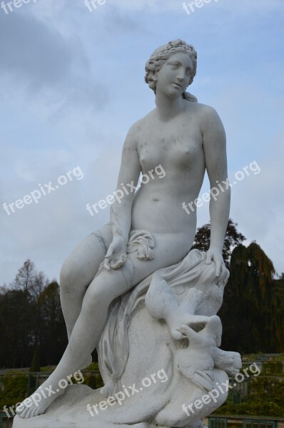 Closed Sanssouci Statue Sculpture Art Woman