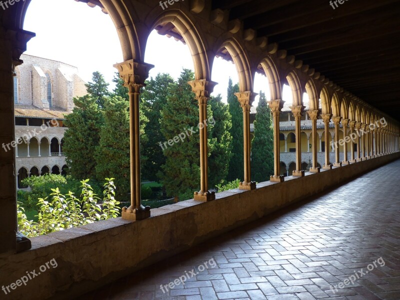 Monestir De Pedralbes Monastery Barcelona Cloister Church