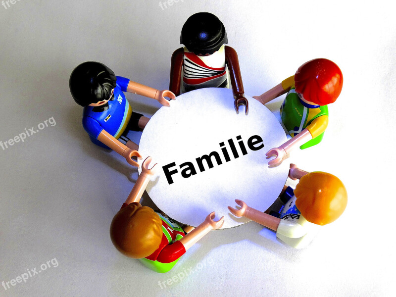 Family Table Playmobil Round Table Talk