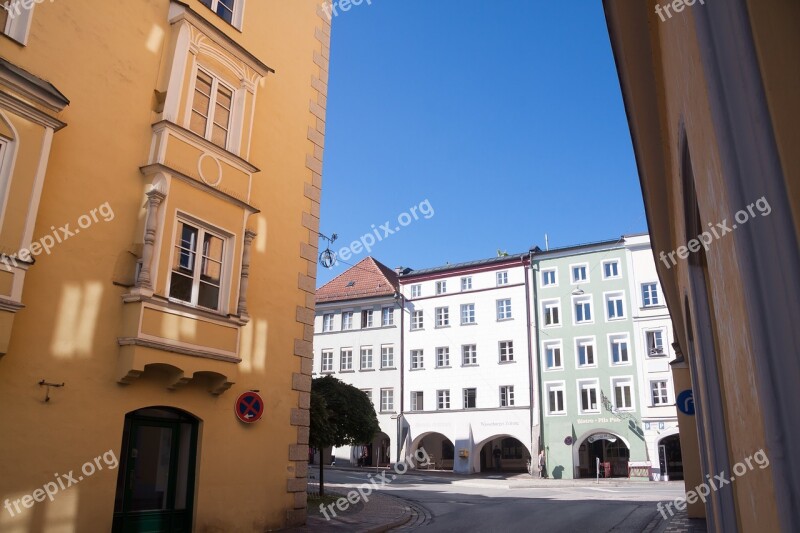 City Houses Bay Window Wasserburg Arcades