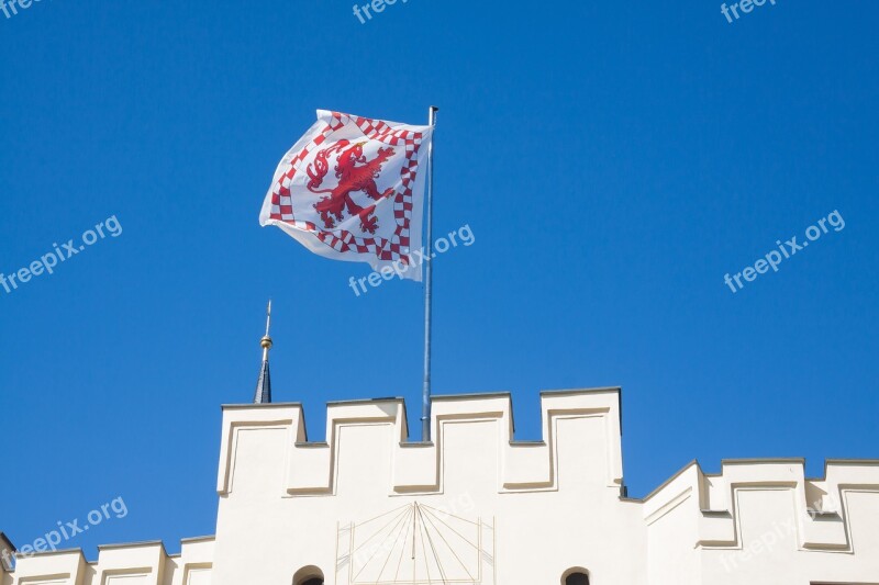 Wasserburg Flag Facade Goal Fixing