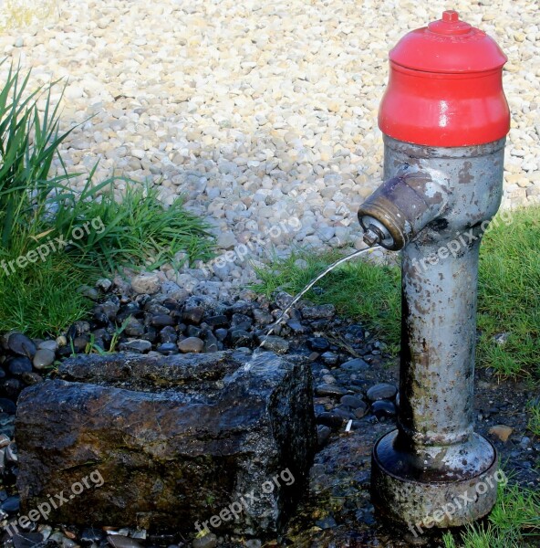 Hydrant Fountain Water Flow Stone