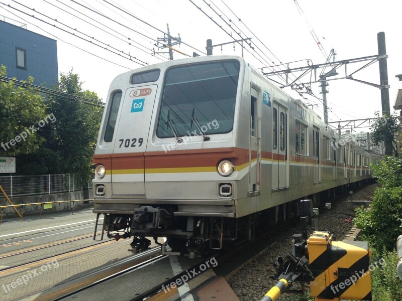 Toyoko Electric Train Lead Vehicle Free Photos