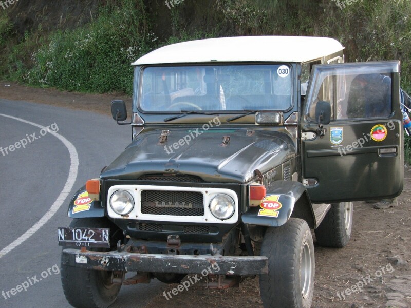 Car Drive Roads Bromo Indonesia