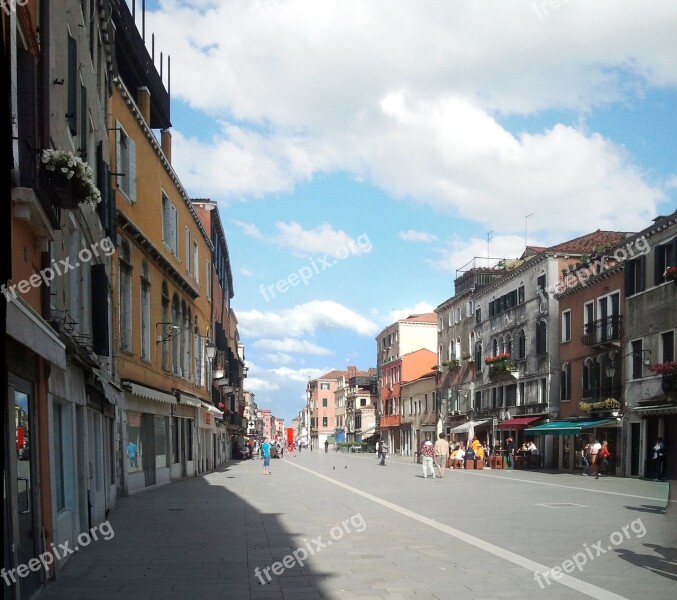 Venice Castle Road Via Via Garibaldi