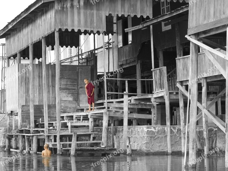 Monks Buddhism Inle Lake On Stilts Bathroom