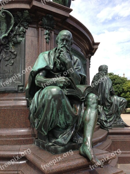 Statue Schwerin Monument Bronze Patina