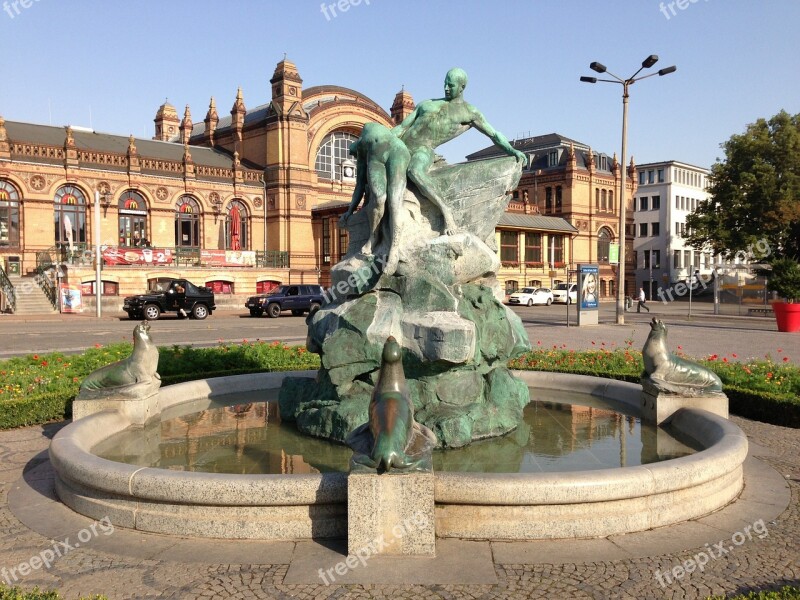 Fountain Schwerin Mecklenburg Western Pomerania State Capital Railway Station